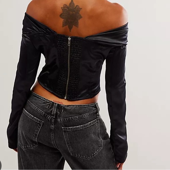 NWT Free People top - Picture 2 of 6